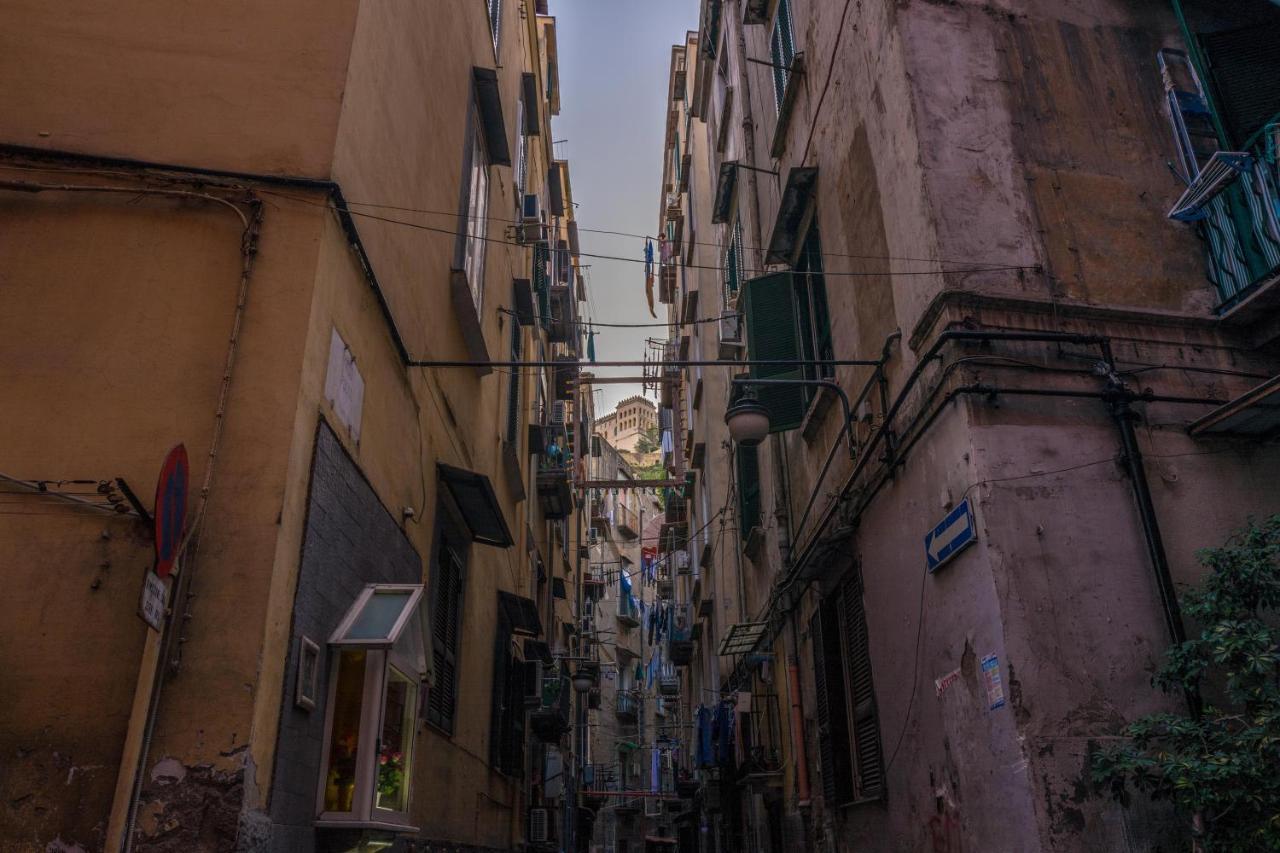 Art Suite Nel Cuore Di Napoli Exterior foto