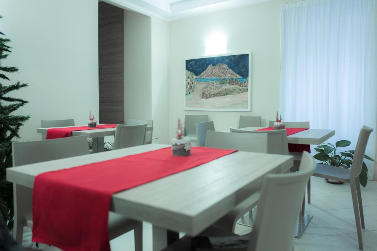 Art Suite Nel Cuore Di Napoli Exterior foto